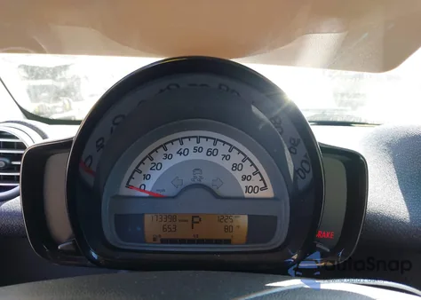 2015 Smart Fortwo Pure из США, поврежденный, VIN WMEEJ3BA7FK804191